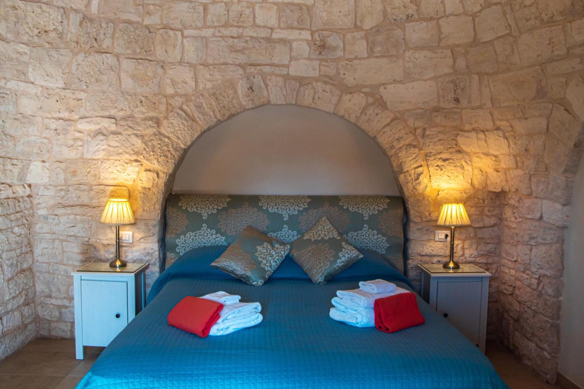 Villa With Trullo And Pool, Alberobello Eksteriør billede