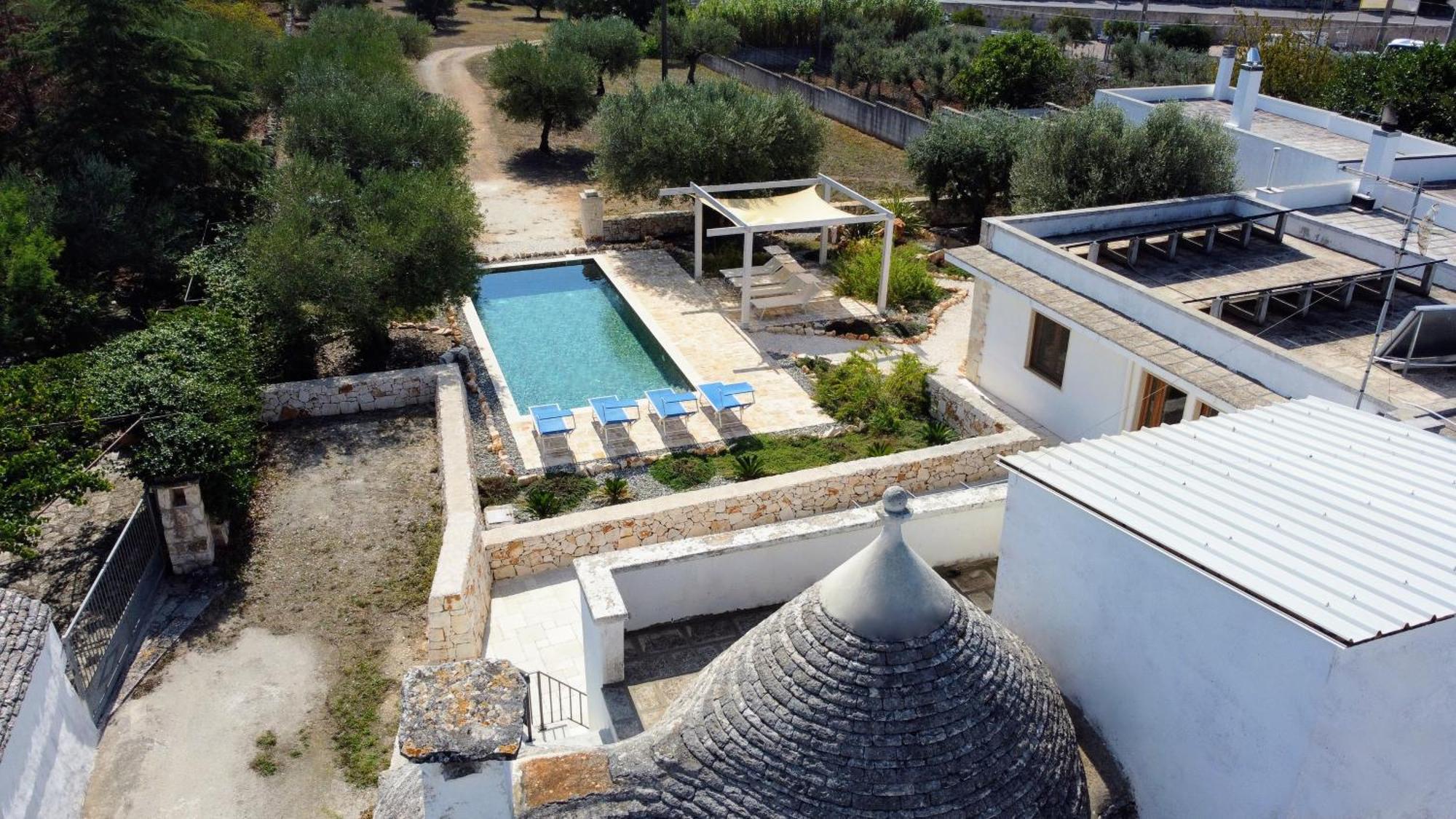 Villa With Trullo And Pool, Alberobello Eksteriør billede