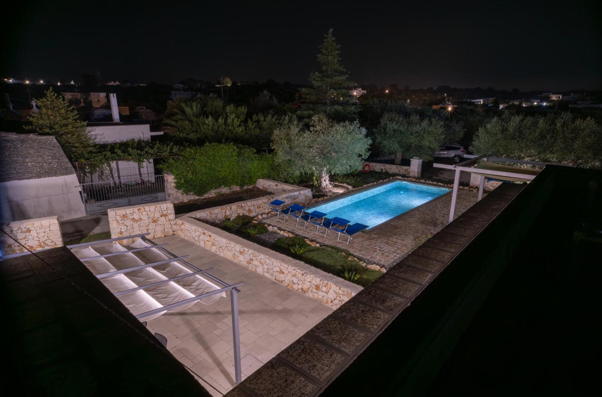 Villa With Trullo And Pool, Alberobello Eksteriør billede